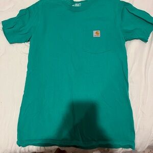 Green men’s carhartt tee